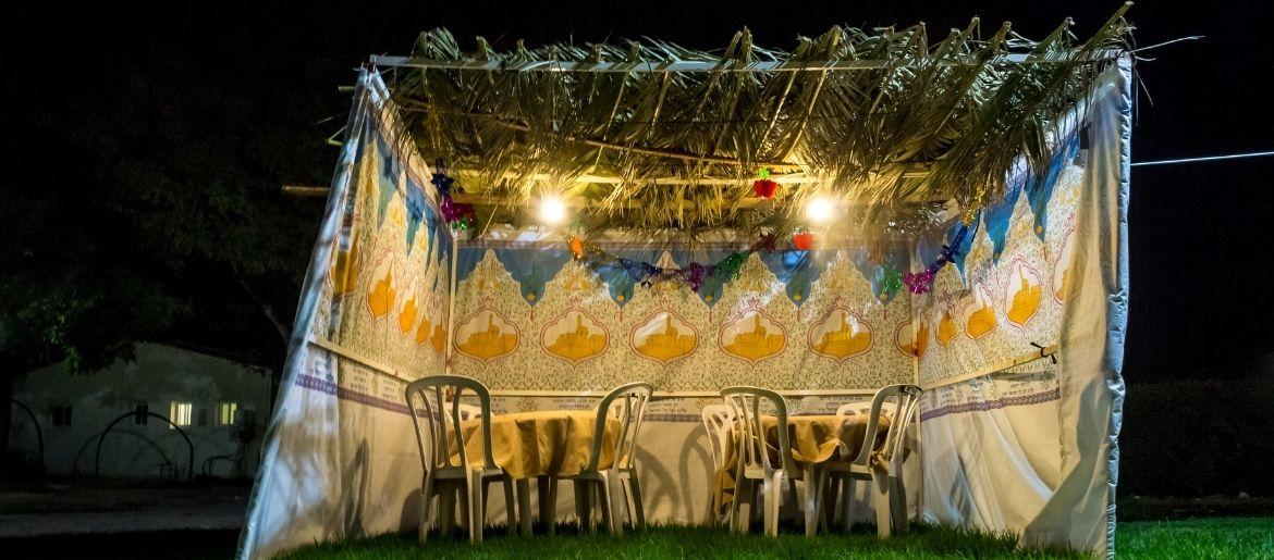 Hussein’s DIY & My Broken Sukkah!