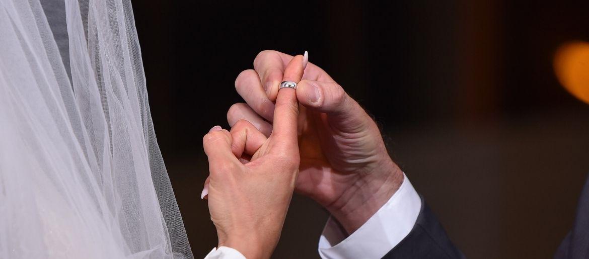 Guide To The Jewish Wedding