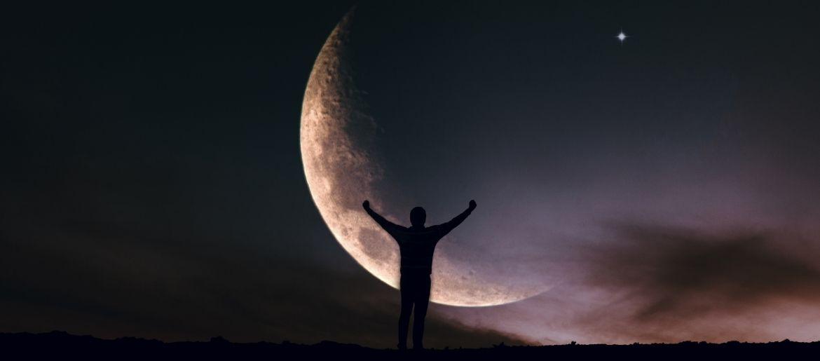 Chodesh Tov!